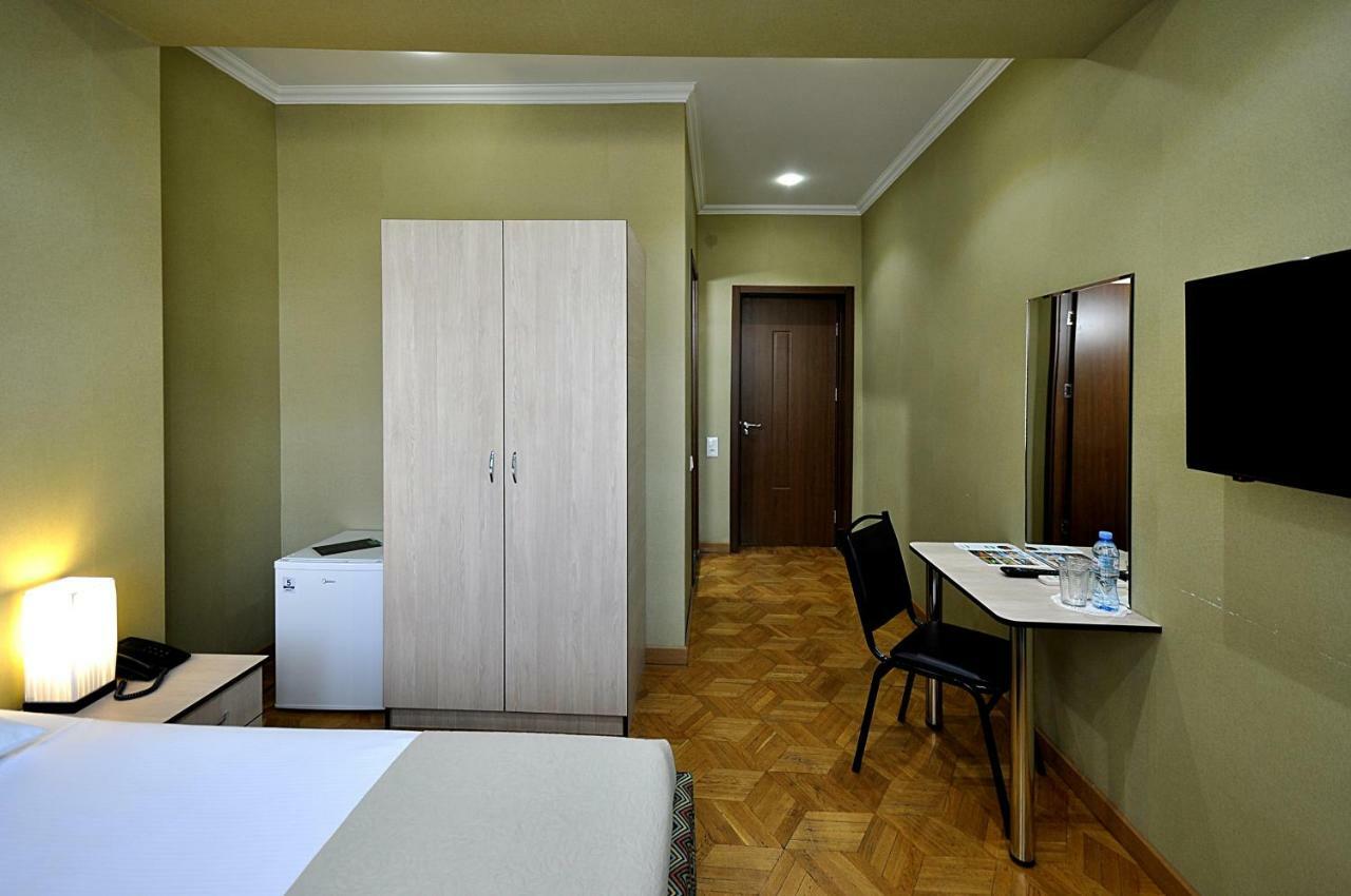 Hotel Frida Tbilisi ภายนอก รูปภาพ